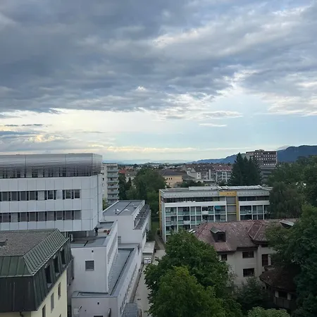 Apartment Skyline Klagenfurt am Woerthersee